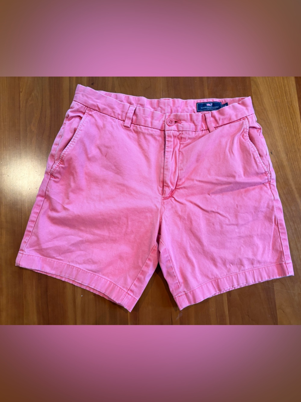 Vineyard Vines Men's size 32 Pink Chino Shorts